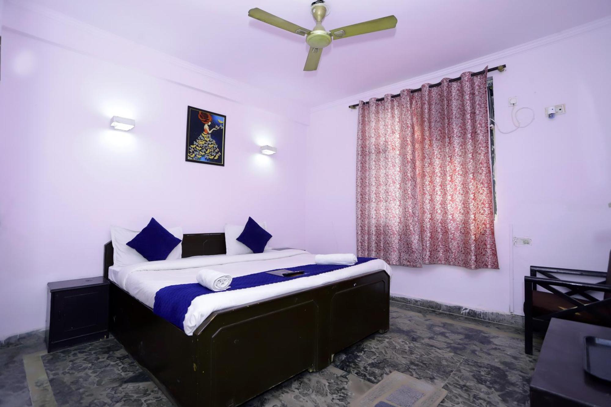Hotel Warm Welcome - Noida Sector 51 Екстер'єр фото
